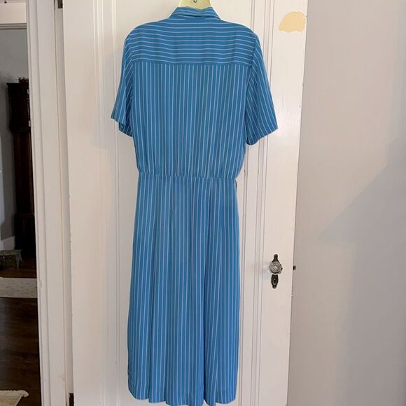Vtg 80s Liz Claiborne Turquoise with Red & White Pinstripes Short Sleeve Dress - Picture 7 of 9